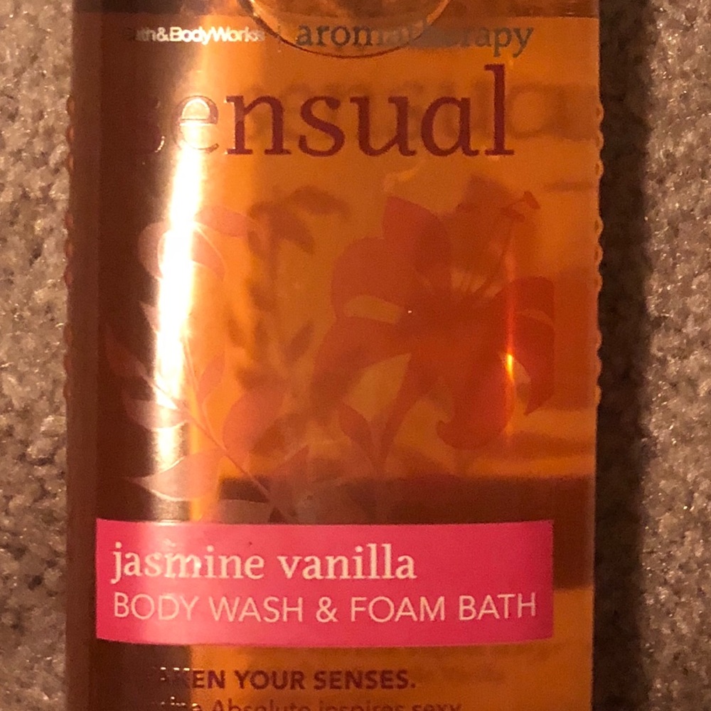 Bath & body works aromatherapy body wash